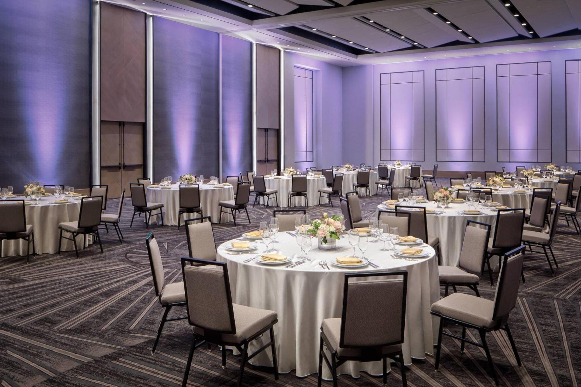 Marriott Dallas Uptown Exteriör bild