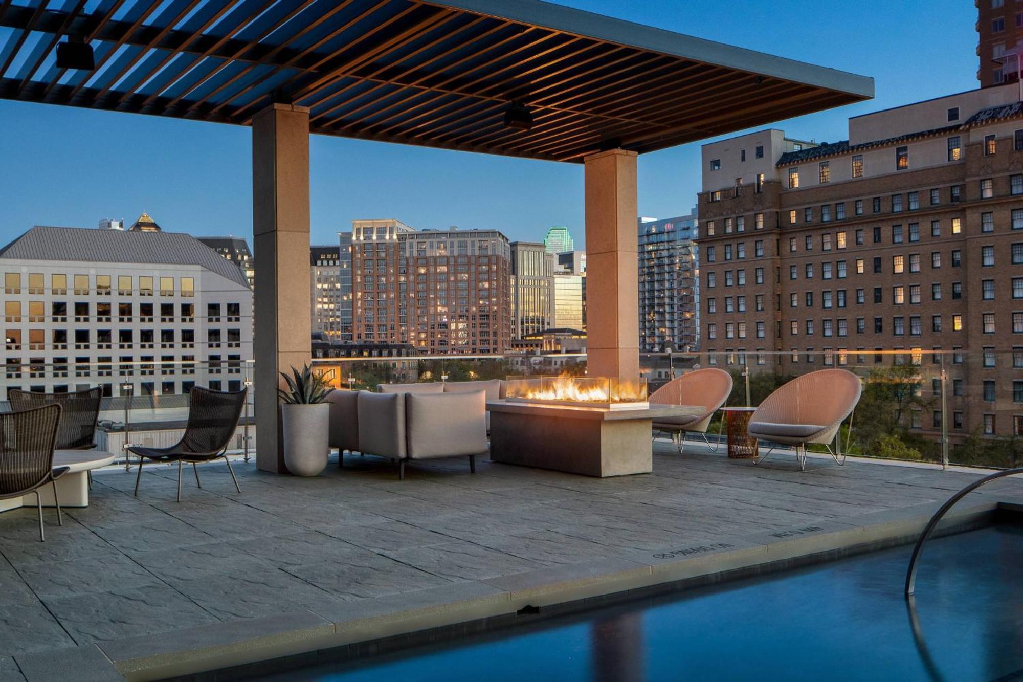 Marriott Dallas Uptown Exteriör bild